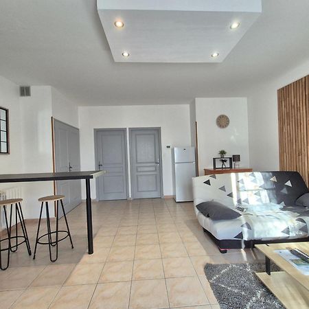 Gite De La Tride B Avec Terrasse Proche Du Centre Lectoure Bagian luar foto